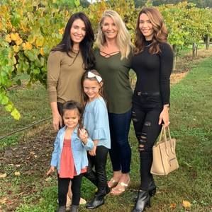 Meet your Posher, Lee